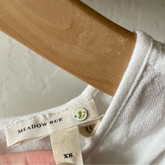 Anthropologie Meadow Rue| White Cold Shoulder Boho Blouse with Wing Sleeve, XS•• - Picture 6 of 10